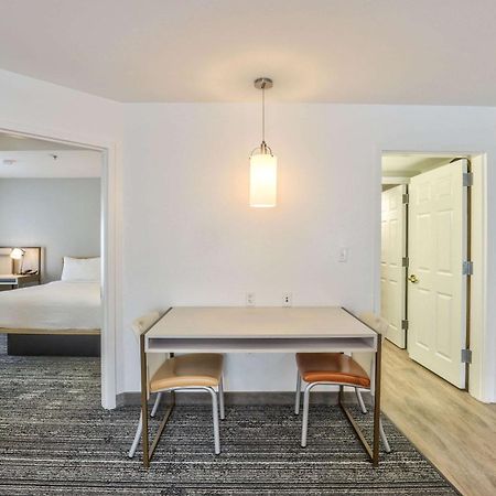 Alluxsuites At 1876, Ascend Hotel Collection Tallahassee Exteriör bild
